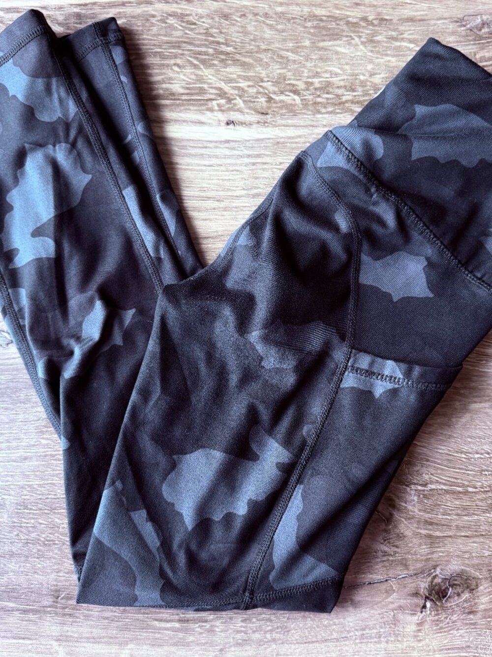 Yogalicious Lux Camo Leggings Size XS